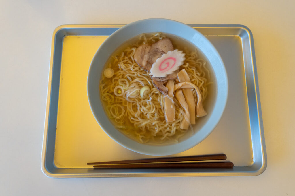 食堂のラーメン